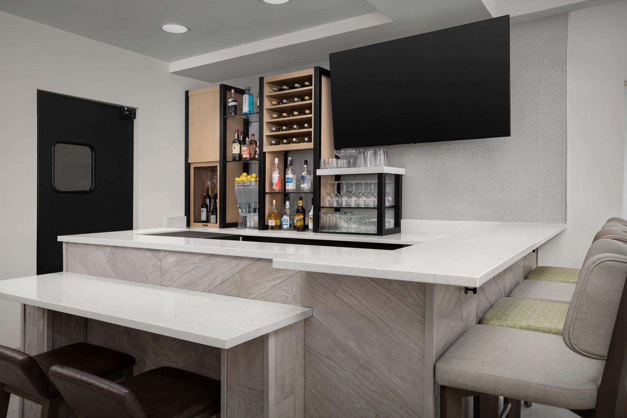Hilton Garden Inn Colorado Springs North Экстерьер фото