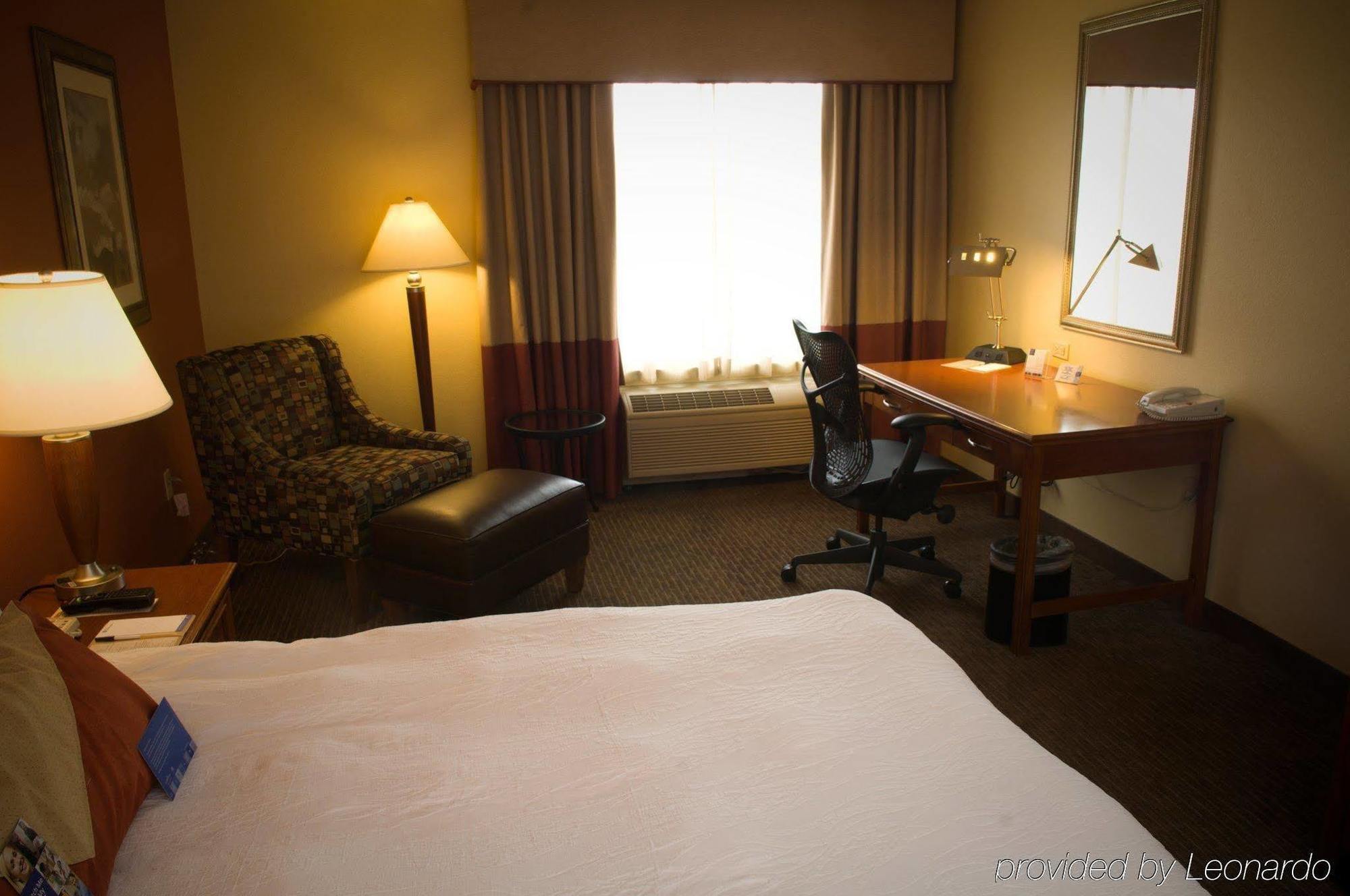 Hilton Garden Inn Colorado Springs North Экстерьер фото